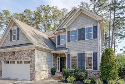 Image de Entire home in Cary, North Carolina, United States
