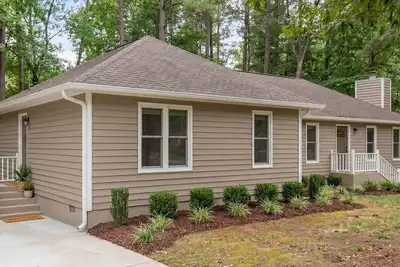 Image de Entire serviced apartment in Durham, North Carolina, United States