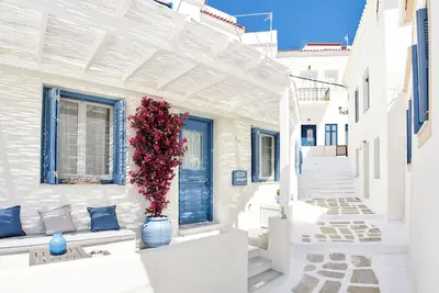 Apaggio Boutique House