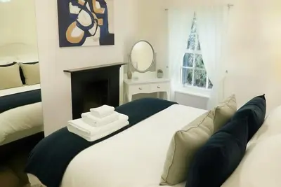 Image de Quaint 2 Bedroom Cottage in Royal Wootton Bassett