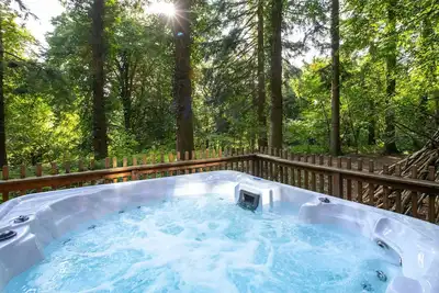 Image de Glentress Forest Golden Oak Cabin, Peebles