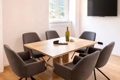 Image de 50 m² Apartment mit 2 Schlafzimmern für bis zu 6 Gäste