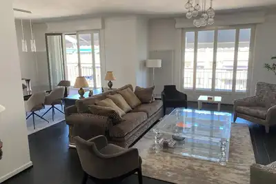 Image de Splendide Attique à Geneve - Champel