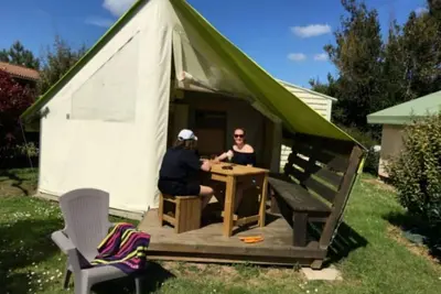 Image de ZEcamping 4* familial piscine couverte restaurant et aire de jeux