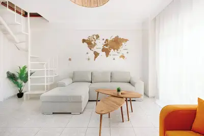 Image de Perla Mare - Cozy house in the Heart of Nea Peramos — 3 Min Walk to the Beach!