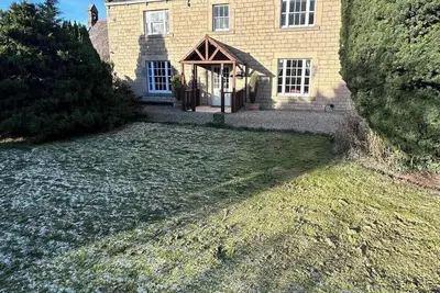 Image de Beautiful 18th century 10 person Cottage in the heart of Ne England w/hotub