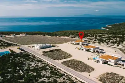 Image de 5* Luxury Seaview Villa Plant 3 with pool