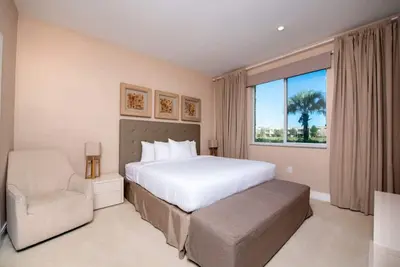 Image de Incredible 4bd Luxury Home with Bbq and Lake View