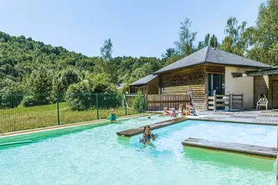 Image de ZEcamping piscine chauffée chalet Tv Lv Bbq 31m2 4 pers
