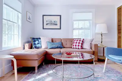 Image de Historic Home w/ Exposed Beams Near Marblehead Harbor, 1 Block from The Landing