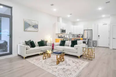 Image de Modern 2-Bedroom Apt. Near MetLife & Nyc