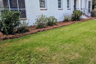 Image de 1050 Feet to the Augusta Country Club