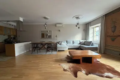 Image de Main Square spacious studio with bathtub