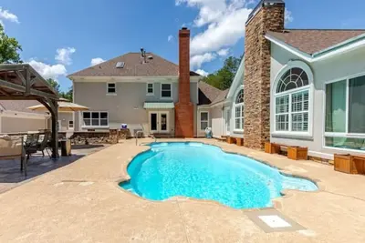 Image de Lithonia 4br w/ Private Pool & Hot Tub