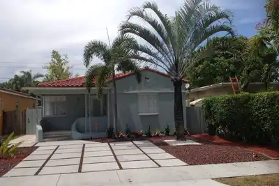 Image de Perfect House between Us1 and Hollywood beach & walking distance to Young Circle