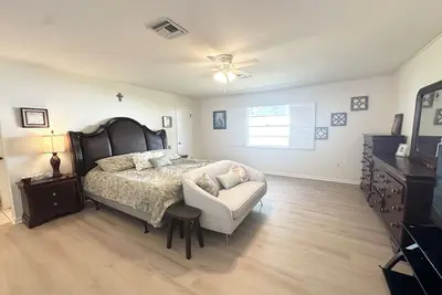 Image de Spacious 2-bedroom house in tranquil Eustis neighborhood