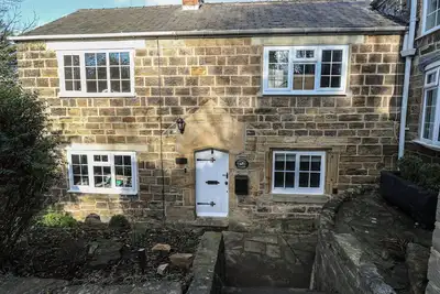 Image de Lake Side Cottage, pet friendly, with open fire in Wakefield