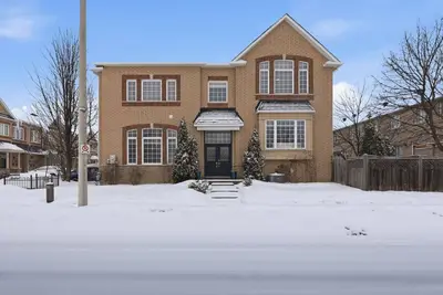 Image de Spacious 3br Brampton Retreat - Treadmill and Deck