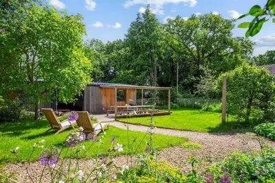 Image de Bespoke three bed dog friendly - The Artist's House