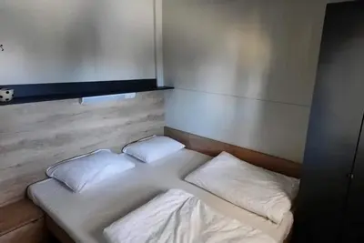 Image de Appartement de deux chambres avec la terrasse Privlaka, Zadar (A-25149-a)