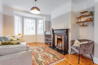 Image de East Belfast Stay Near Titanic | Parking