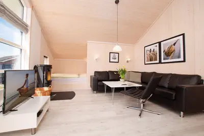 Image de Scandinavian living in a 79m² vacation home for 8 people with sauna and dog