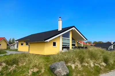 Image de 79m² for 8 people with sauna, wood-burning stove & 800 m to the sandy beach