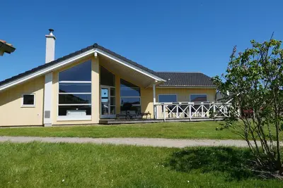 Image de 90m² vacation home with lots of space and charm for up to 10 people with sauna