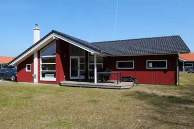 Image de 90m² vacation home with lots of space and charm for 10 people and dog