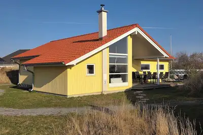 Image de 90m² vacation home with lots of space and charm for 10 people and dog