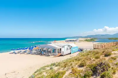 Image de Joli appartement avec Wifi, piscine, climatisation, Tv, patio et animaux admis