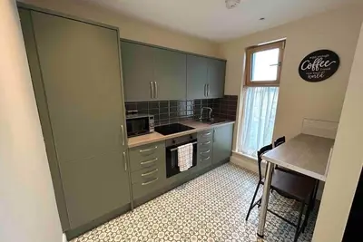 Image de 2 bedroom ; Family friendly ; Private gardens 5pax