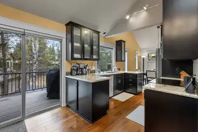 Image de Sharc passes and Bikes in this Inviting Sunriver Family Home