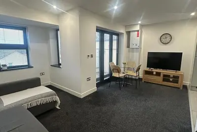 Image de Elegant 1-Bedroom Balcony Flat With Free Parking