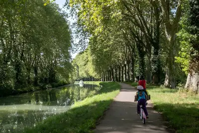 Image de Évasion nature aux portes de Toulouse – Gîte de charme à la ferme au bord du Canal du Midi