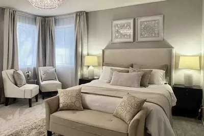 Image de Modern Luxury Home Theater & Pool Table