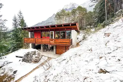 Image de Chalet Auralpina 20 min from Cortina D'ampezzo - 2 rooms-Spa center in the village