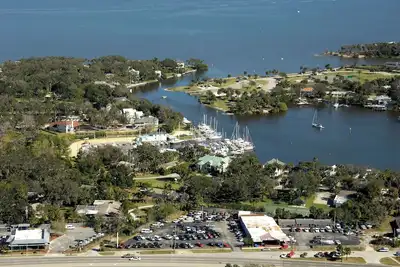 Image de Modern 2br Apt | Short Drive from Beach & Art Walk