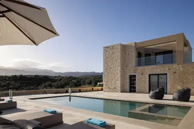 Secluded Retreat with Private Pool & Breathtaking Views