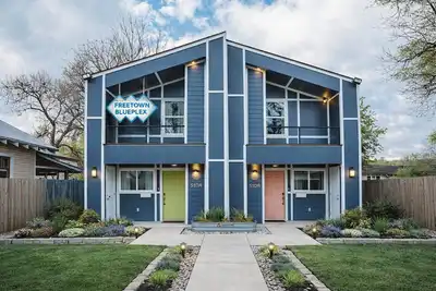 Image de Freetown Blueplex Downtown Unit A 2br/2. 5ba