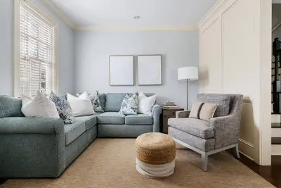 Image de Picture Perfect Charleston Living on Spring St