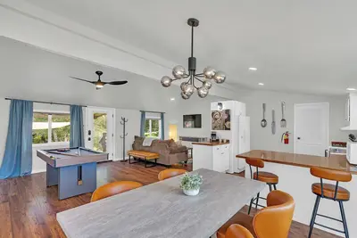 Image de New! Prvt Grounds: Cozy Yosemite Escape w/ Creek, Bbq, Starlink, Firepit, Pets o