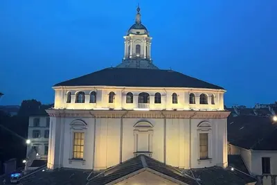 Image de Apartment in historic building with spectacular view of the sanctuary