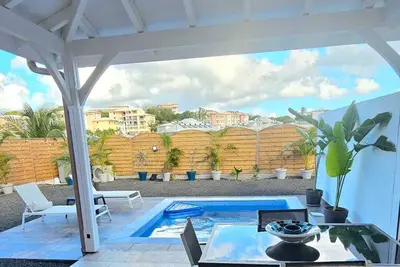 Image de Villa avec piscine Saint luce les coteaux