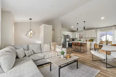 Image de Clean, comfortable, and versatile home, perfect for long stays