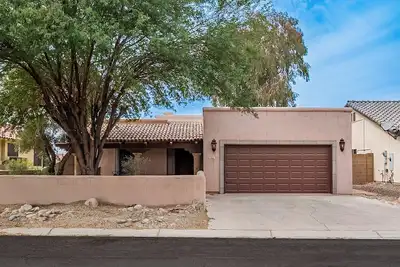 Image de Desert Rose on the 15th Hole