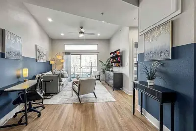 Image de Spacious 3br2ba Stay Deep Ellum w/Pool Gym Parking
