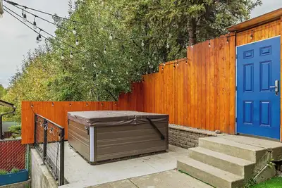 Image de Anchorage City Spacious 6bdr | Entire Complex