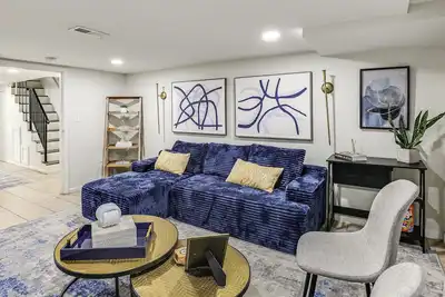 Image de Walk to Patterson Park! Pet-Friendly Townhome