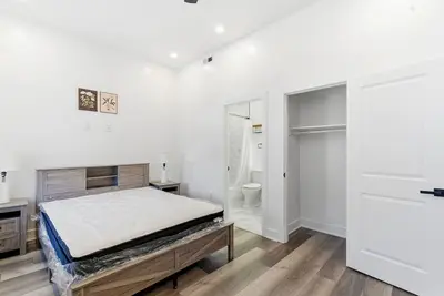 Image de 2-bedroom apartment in vibrant Philadelphia in the Fairmount/Art Museum Area